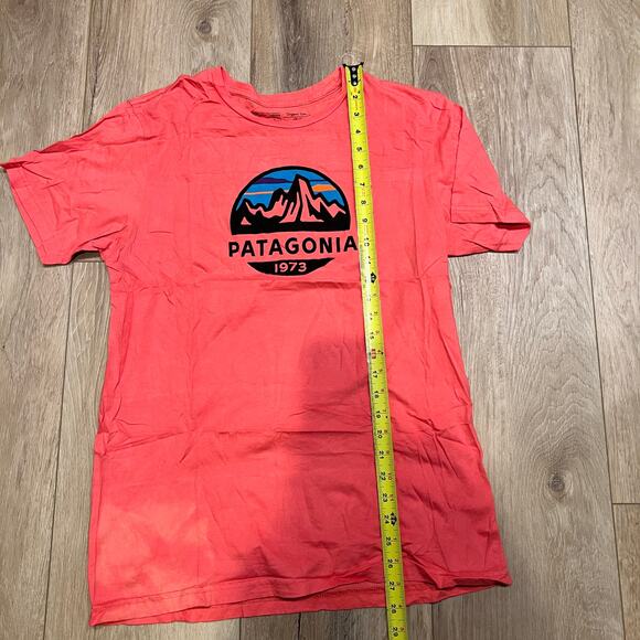 PATAGONIA Men's Fitz Roy Scope Organic T-Shirt Size M In Spiced Coral Red - Picture 5 of 9